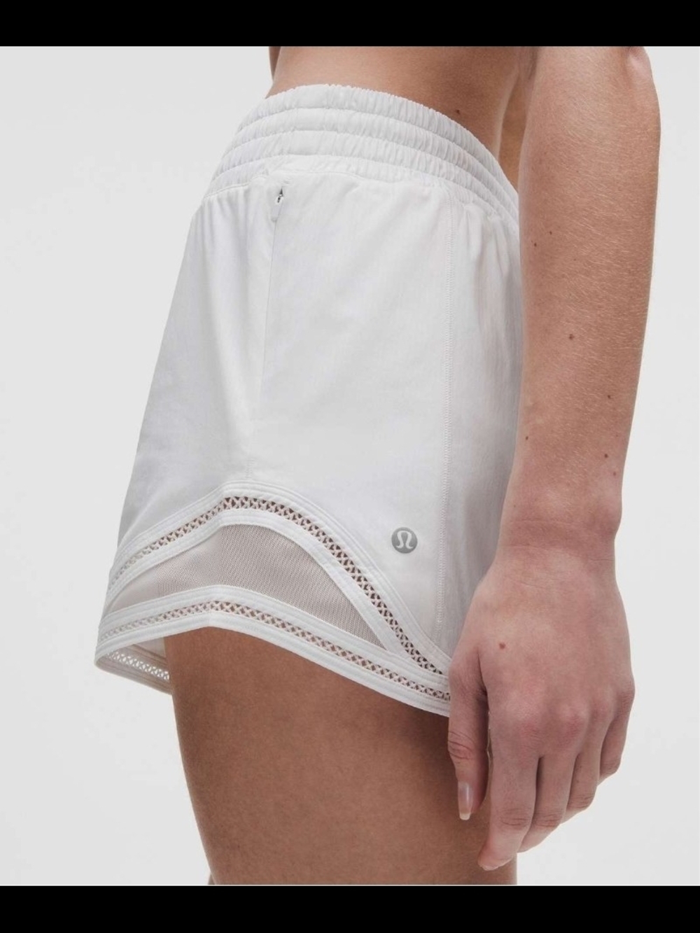 lululemon Hotty Hot White Lace Trim Shorts NWT